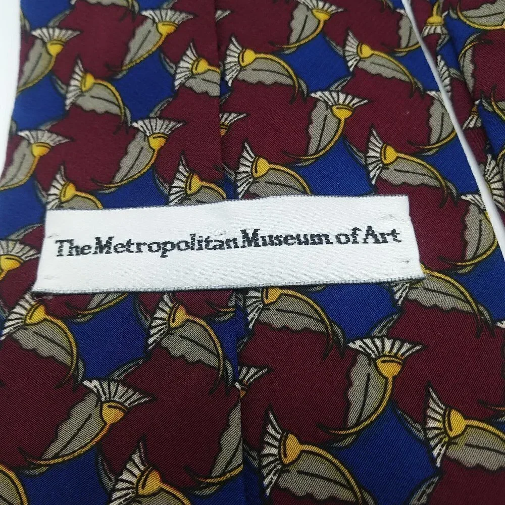 The Metropolitan Museum of Art Tie